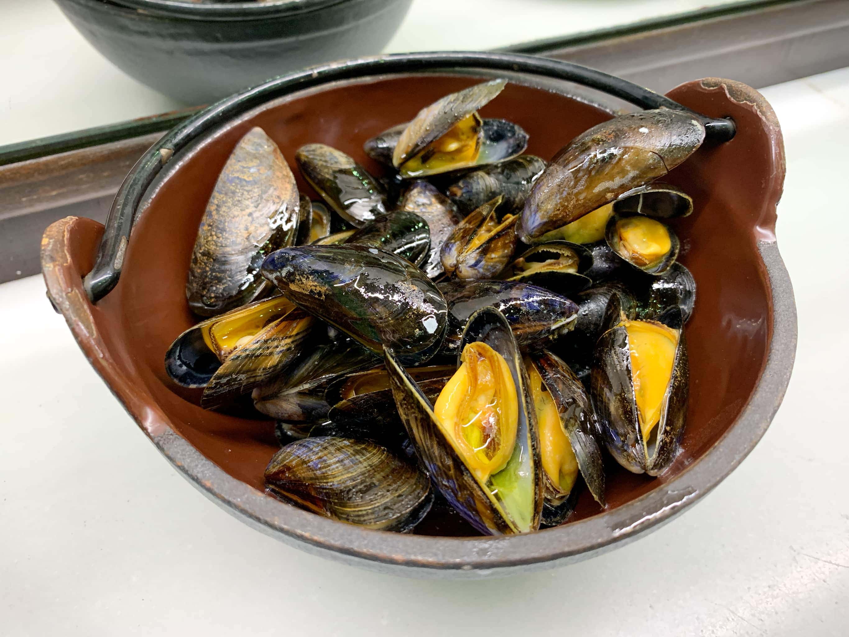 Bowl of mussels