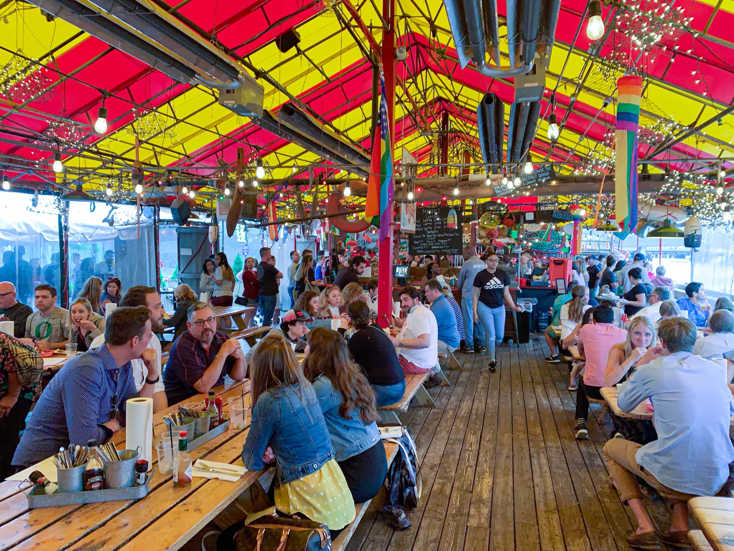 Outdoor deck at Barking Crab