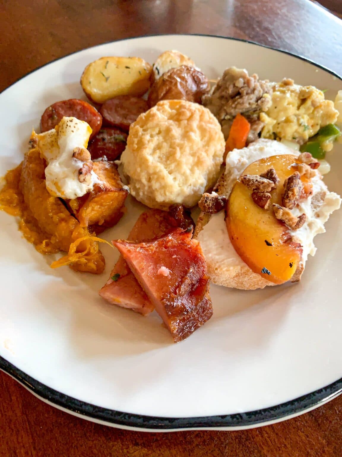 17 Best Brunch Spots in Austin (2024) Feastio