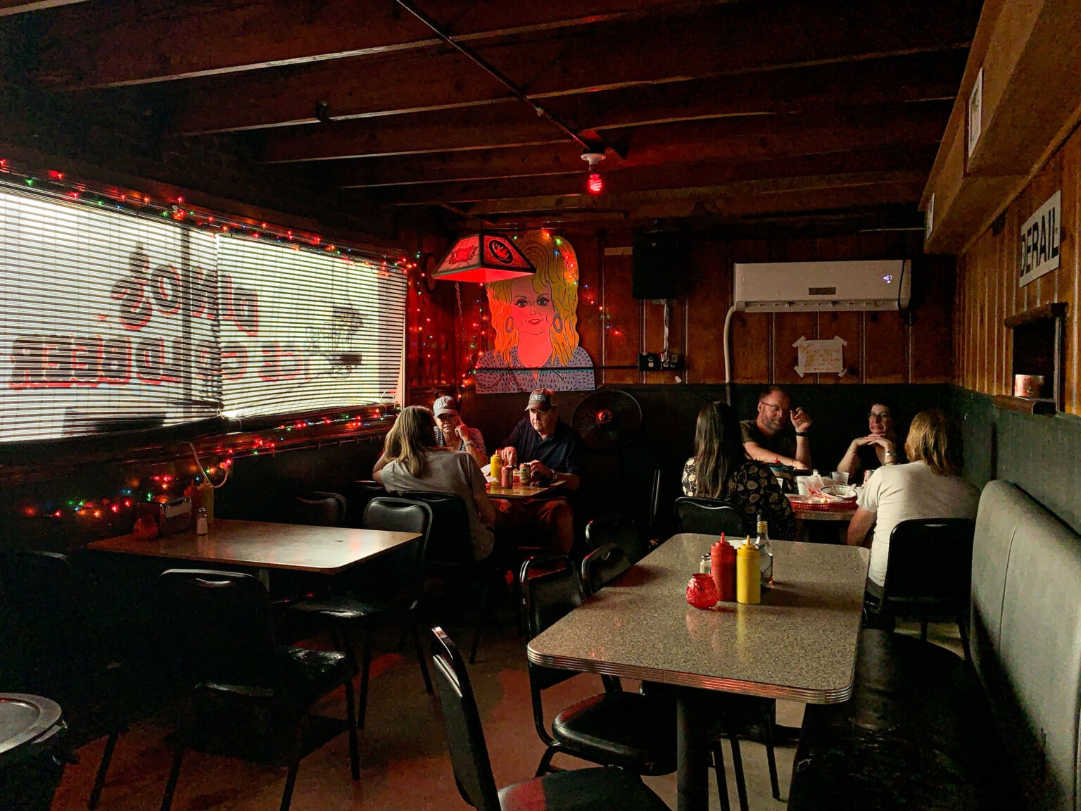 The Best Bars in Nashville (Updated for 2024) Feastio