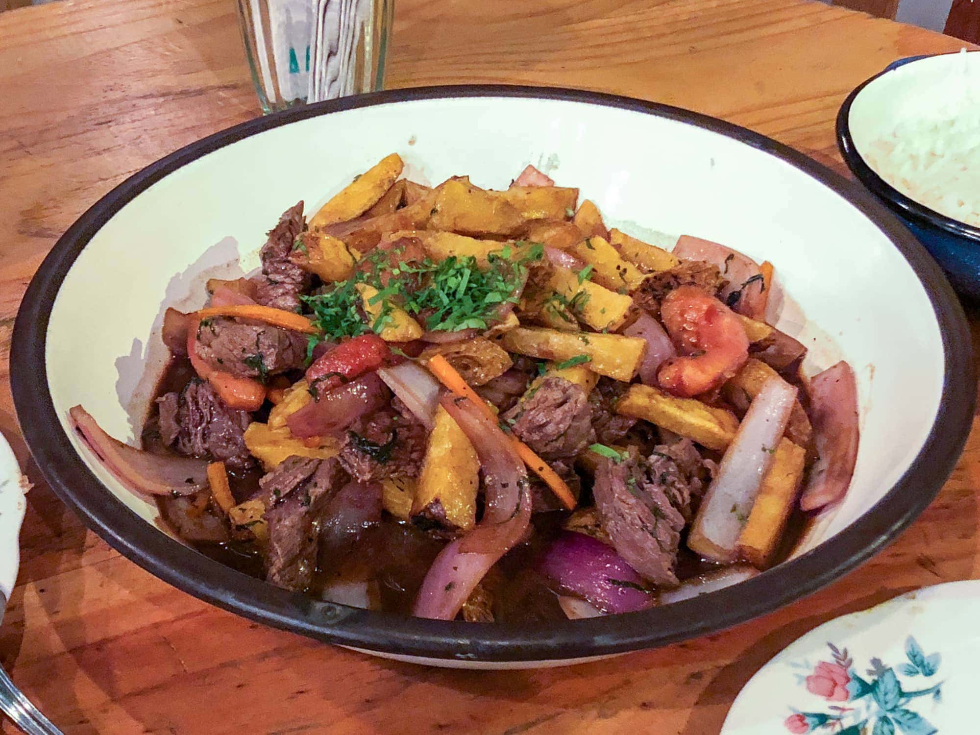 Lomo saltado at Isolina