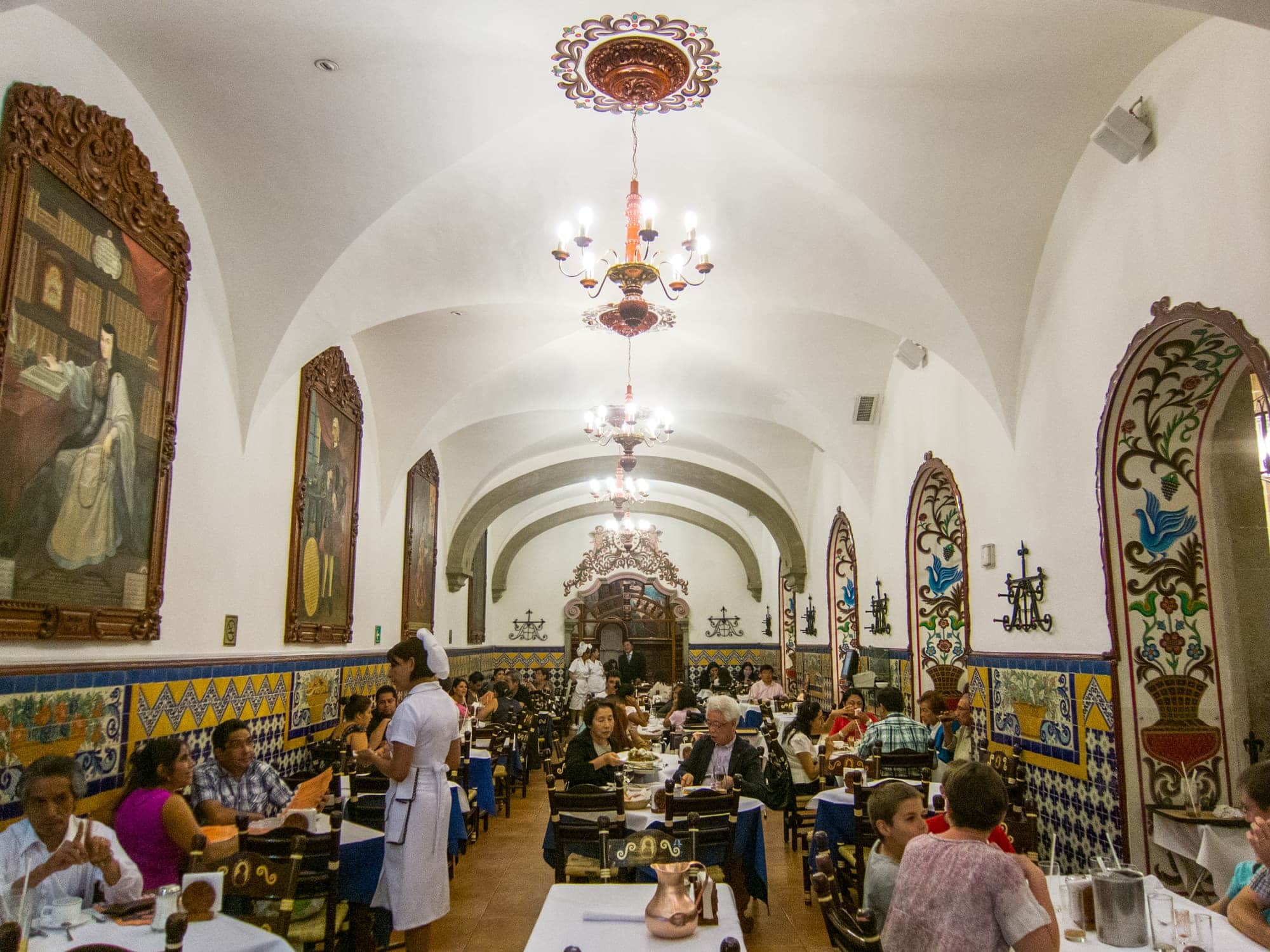 Cafe de Tacuba, one of the best historic restaurants in Mexico City