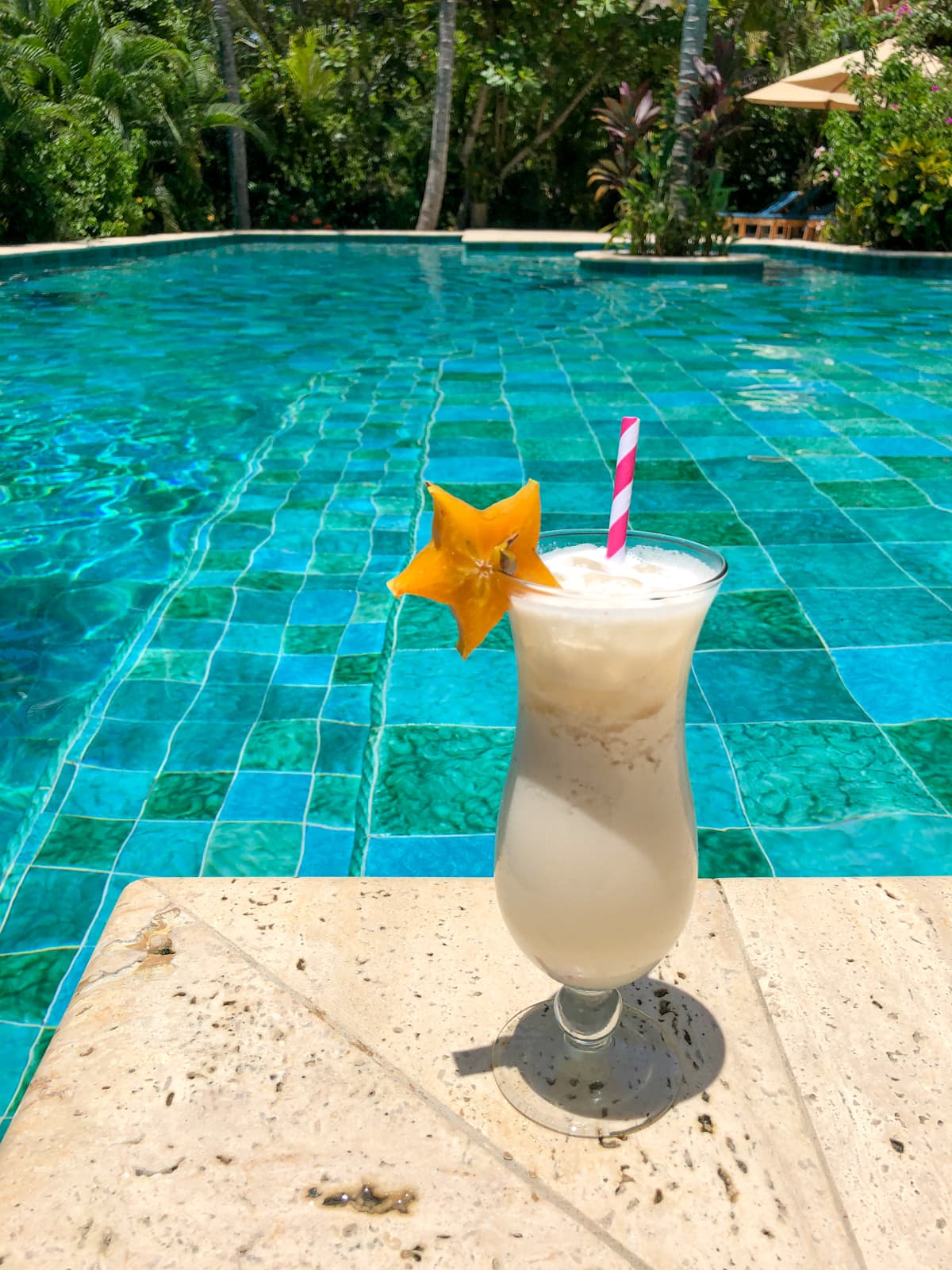 Poolside pina colada