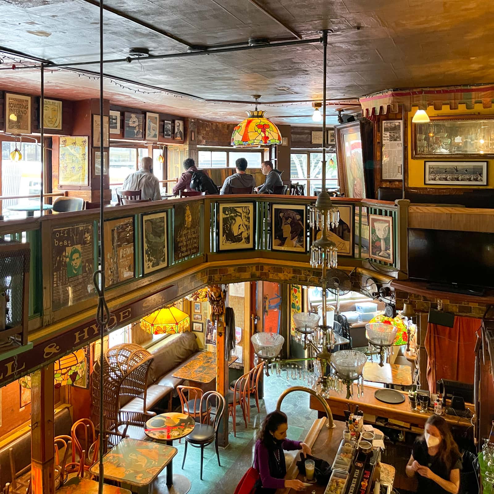 Vesuvio Cafe interior