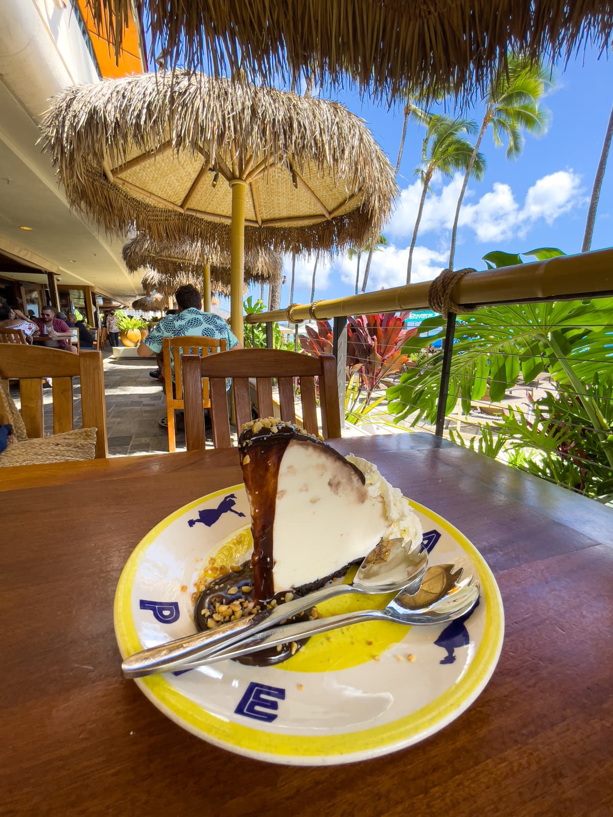 Hula Pie at Duke's Waikiki, one of the best places to eat on Oahu.