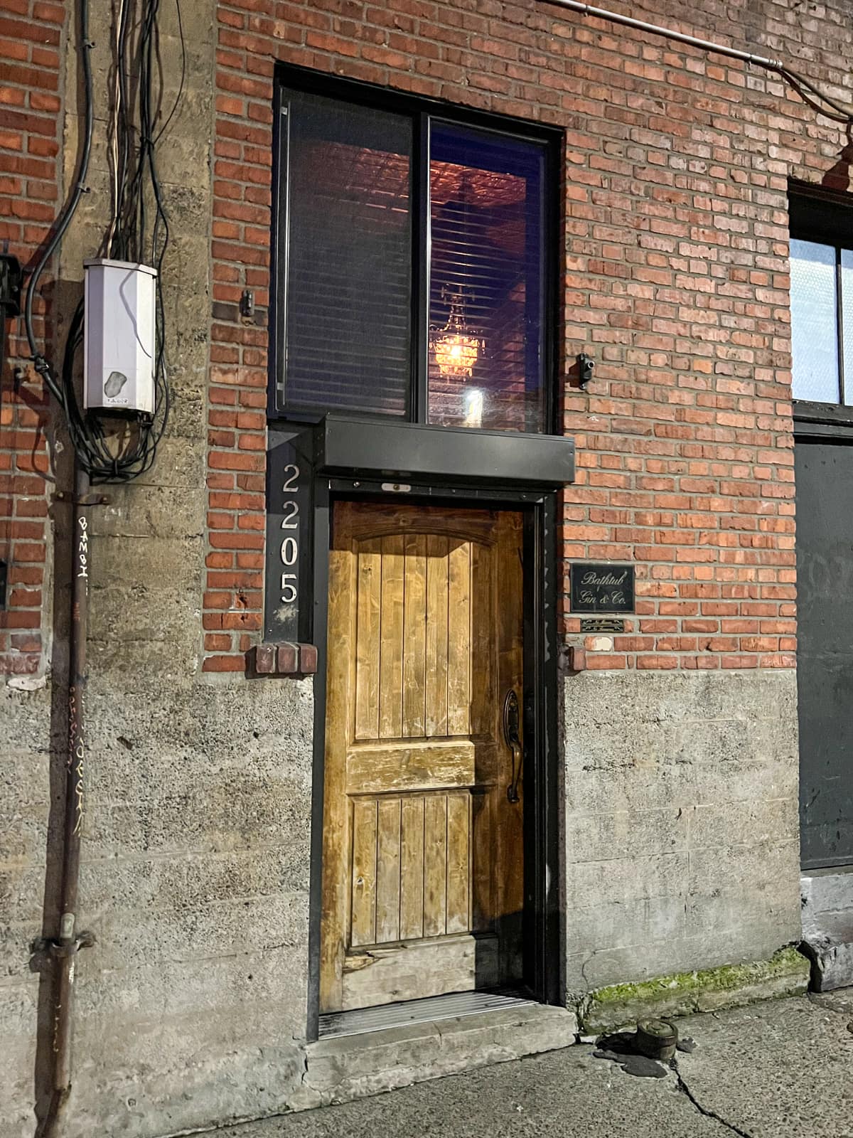 Entrance to Bathtub Gin