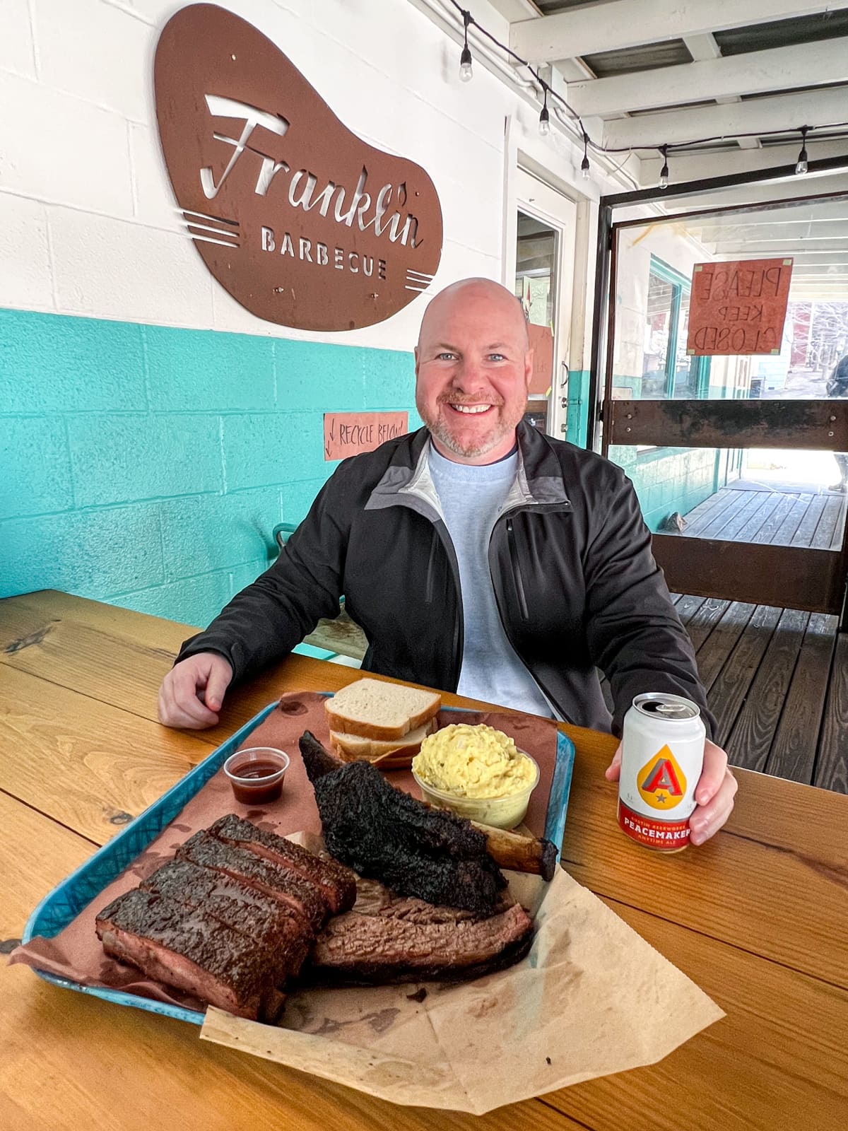 Dave enjoying the best BBQ in Austin, Texas, at Franklin Barbecue. (photo: Kelly Lemons)