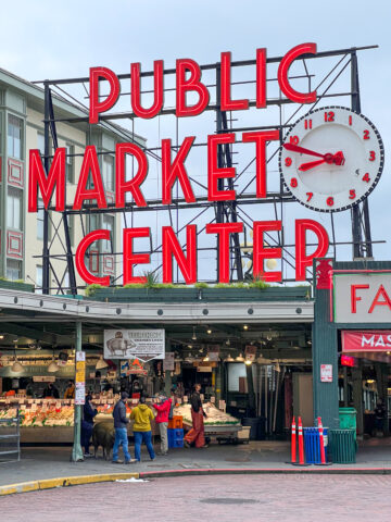 A Tour of Pike Place Market in Seattle, Washington - Feastio