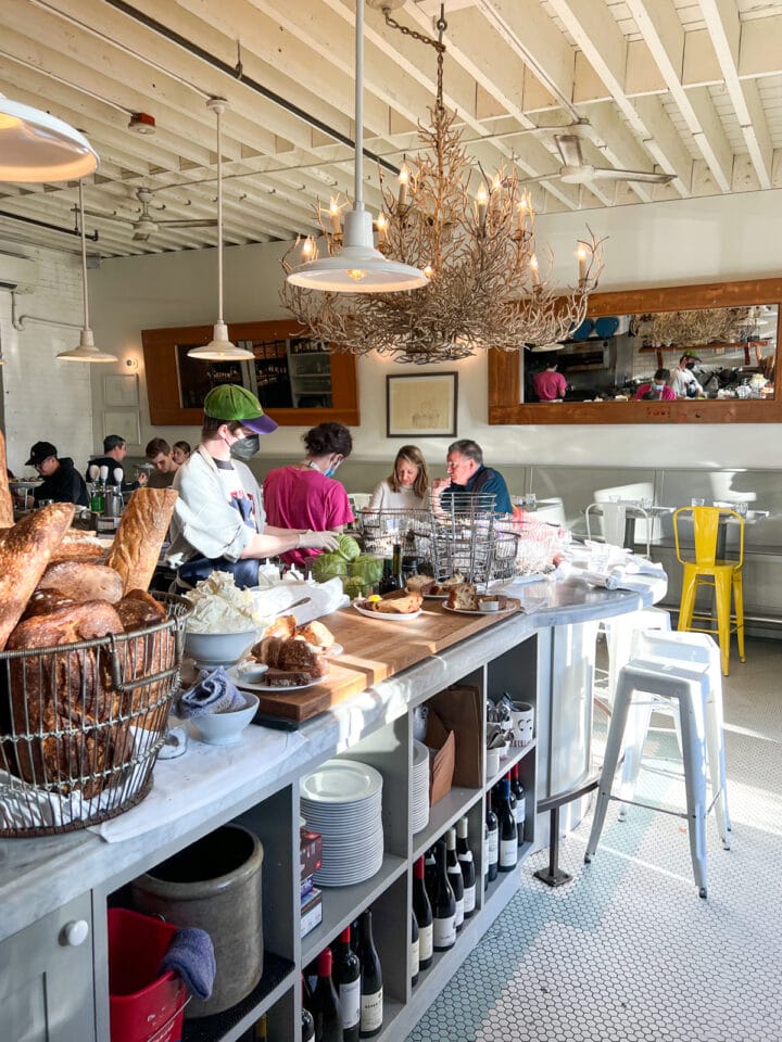 Oysters at The Walrus and the Carpenter in Seattle - Feastio