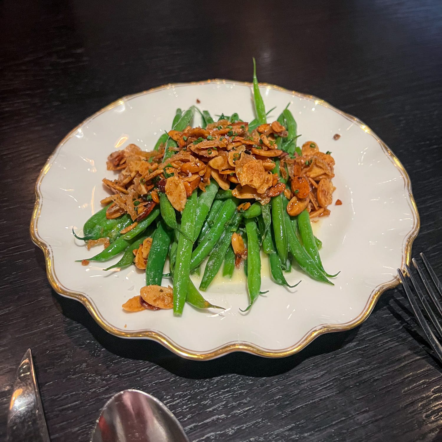 French green beans with creme fraiche and roasted almonds 