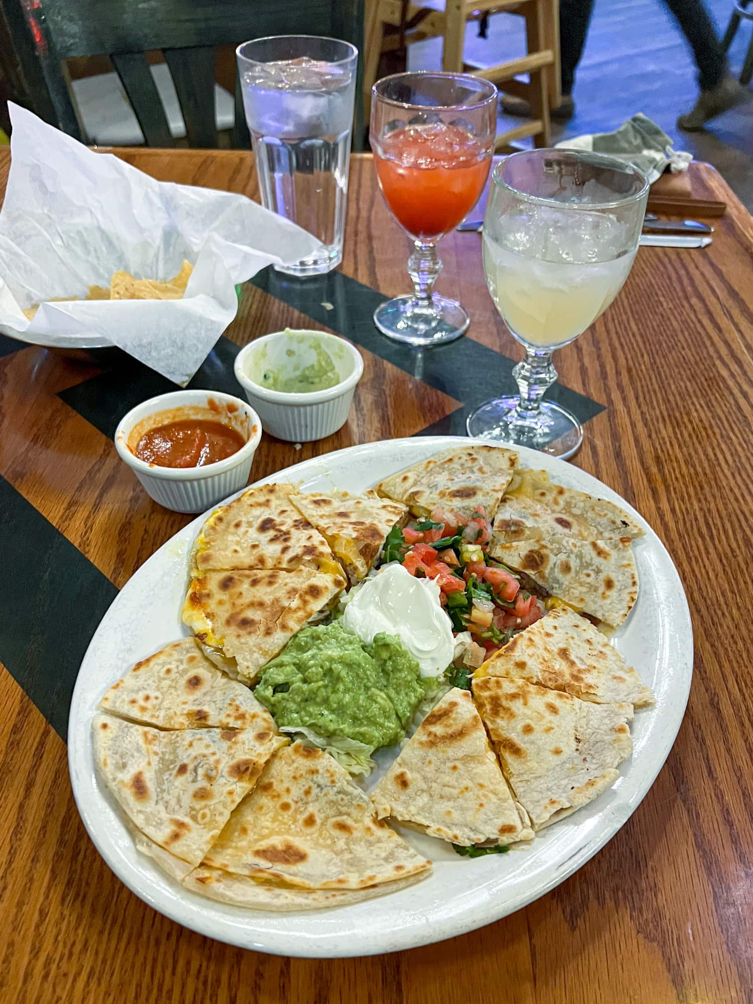 Quesadilla, chips and salsa, and margaritas at Ninfa's