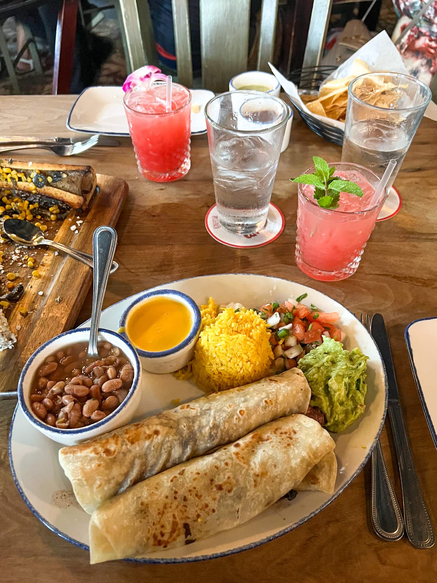 Fajitas at the Original Ninfa's on Navigation - Feastio