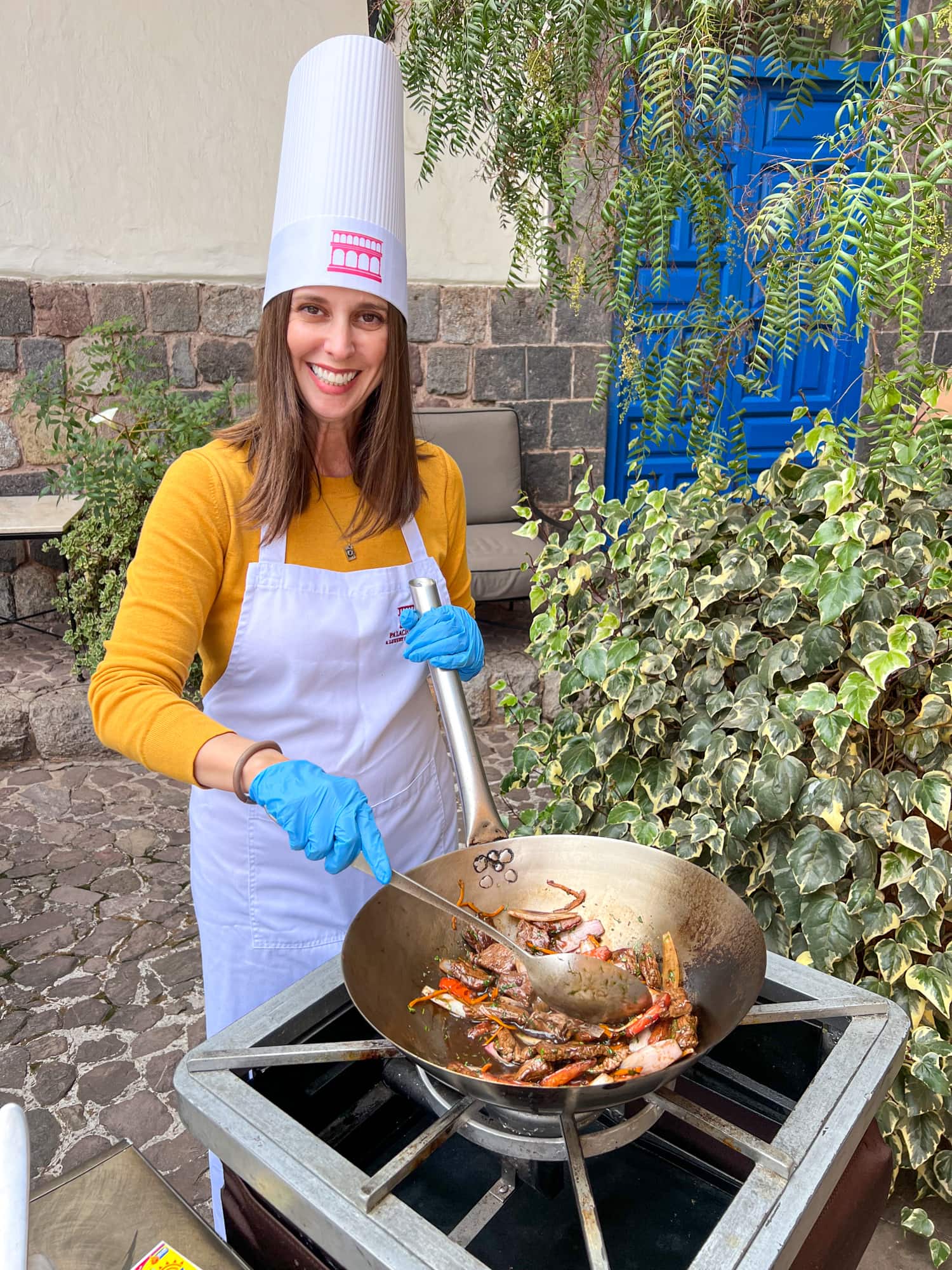 Kel cooking lomo saltado