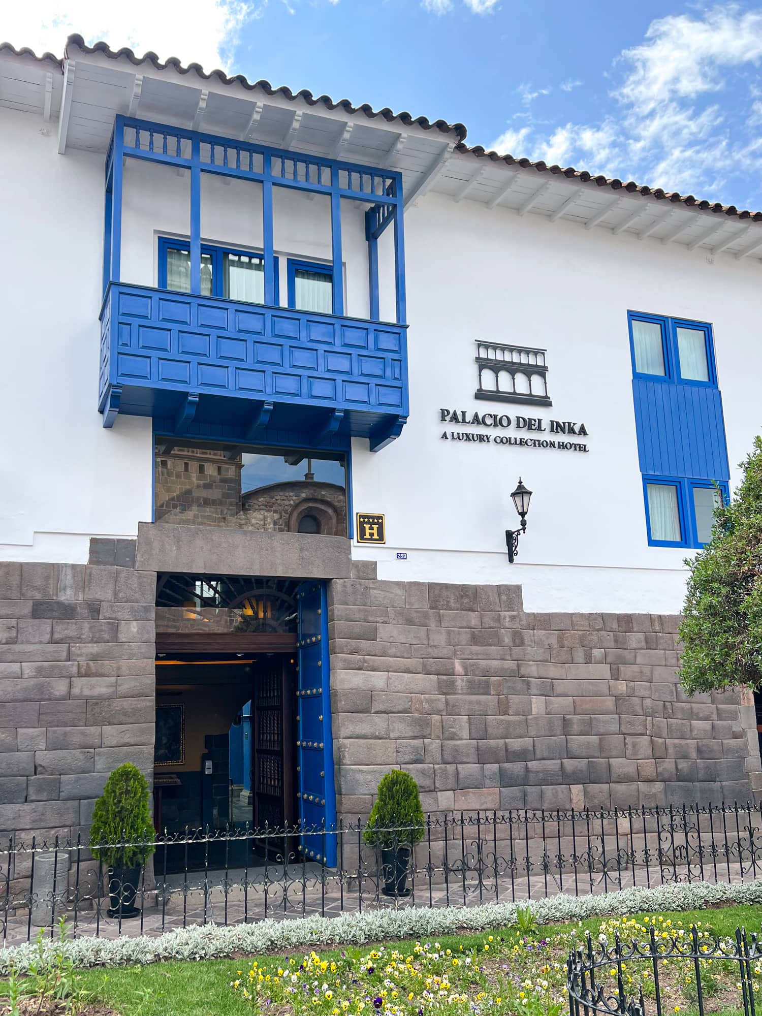 Entrance to Palacio del Inka in Cusco, Peru