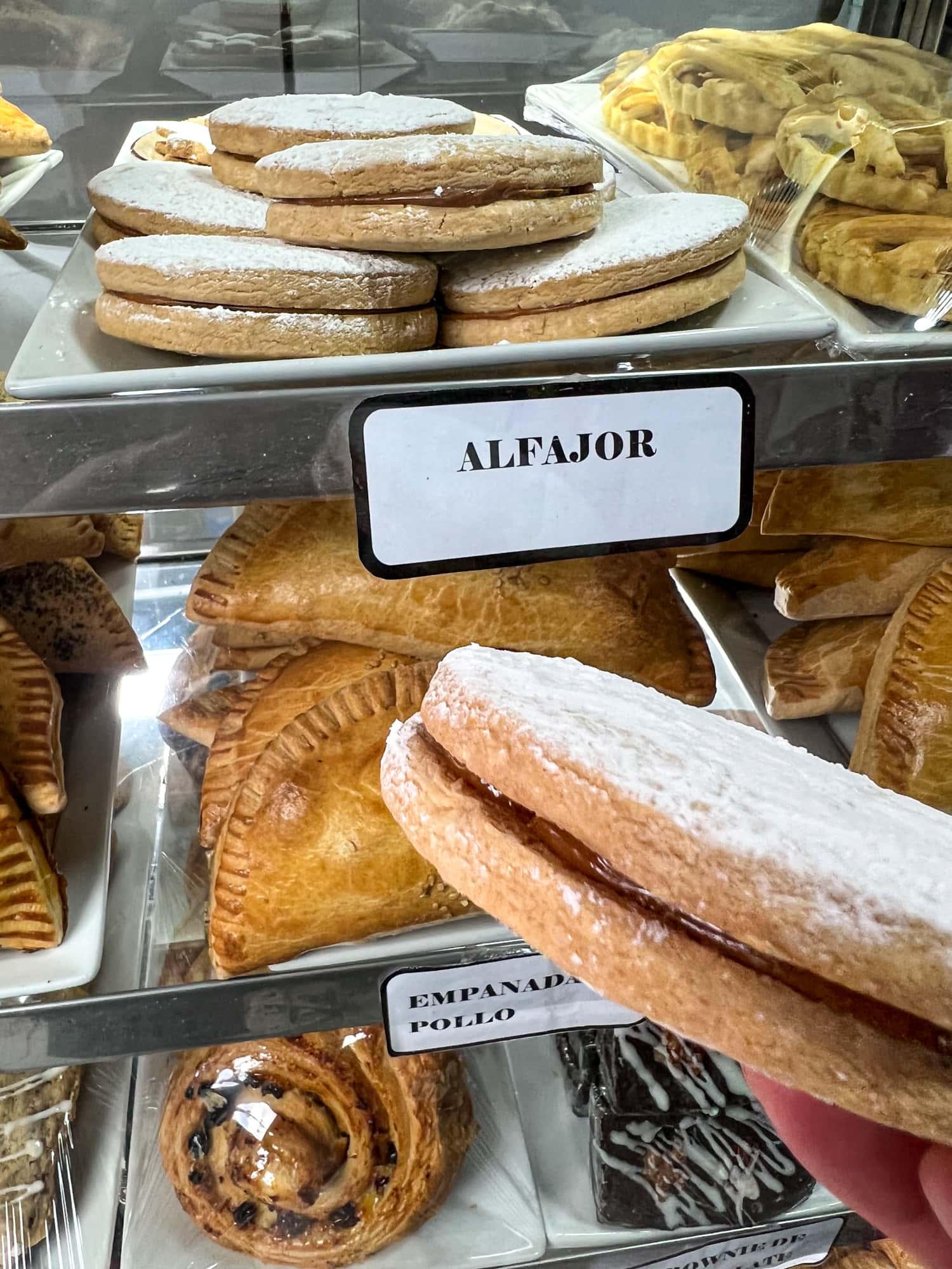 Alfajor cookies are a popular Peruvian dessert