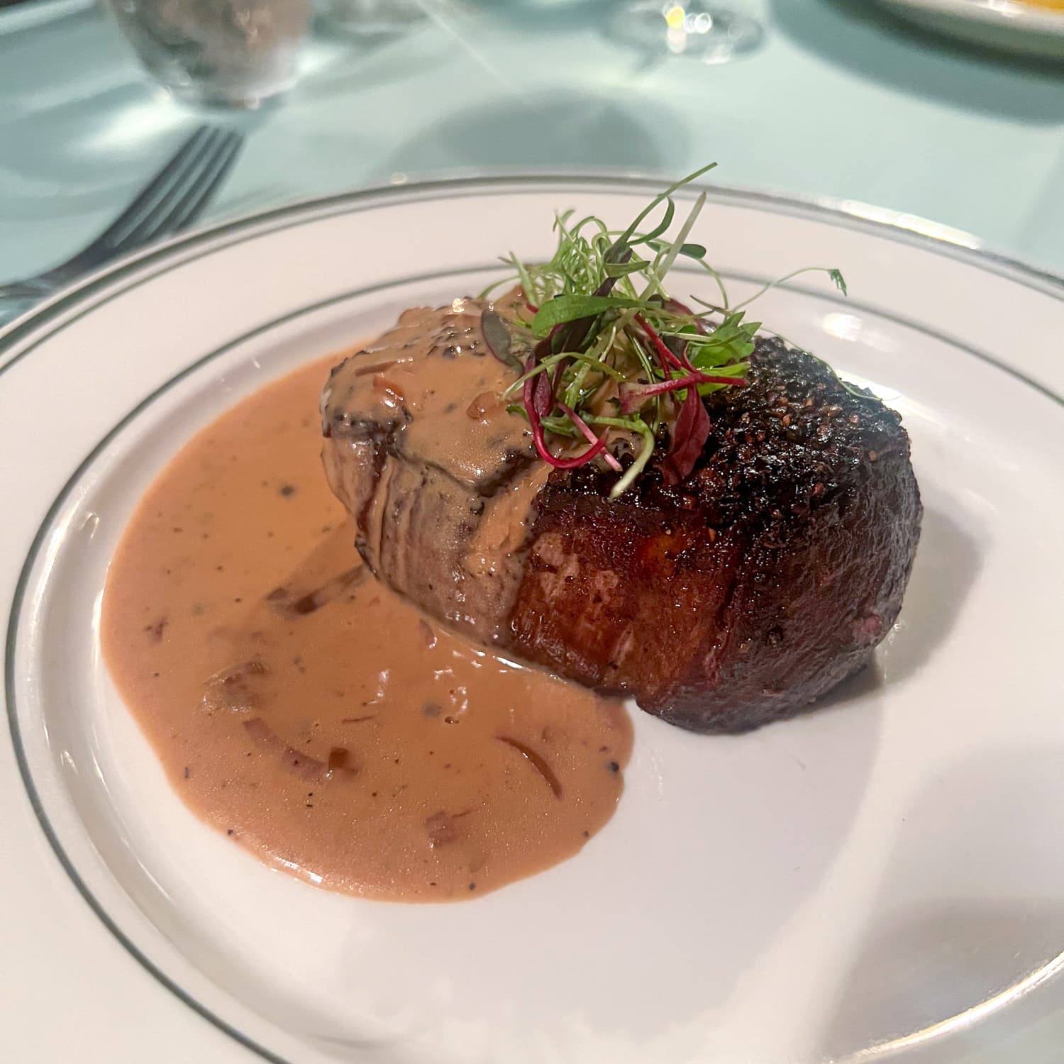 Filet au poivre with peppercorn-cognac sauce at Saint-Emilion Restaurant