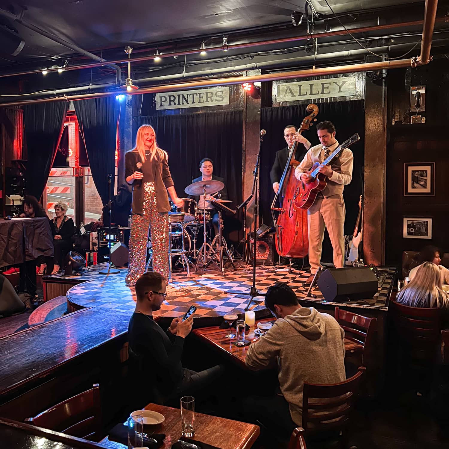 Live jazz at Skull's Rainbow Room