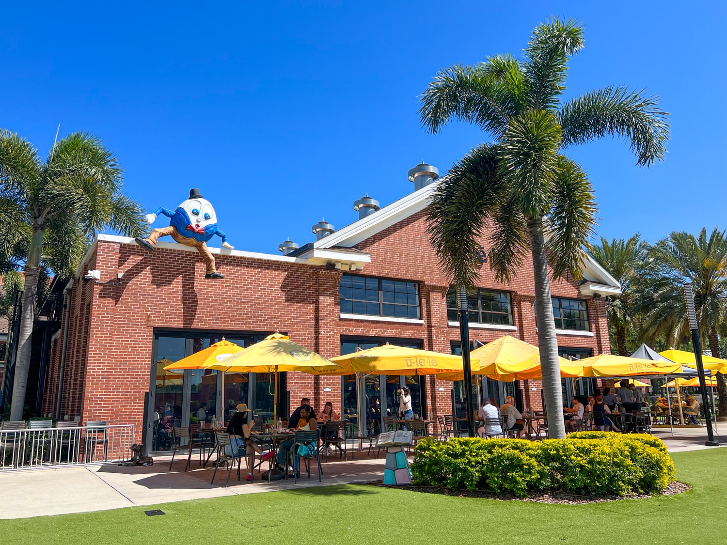 The patio at Ulele restaurant, one of the best places to eat in Tampa, Florida