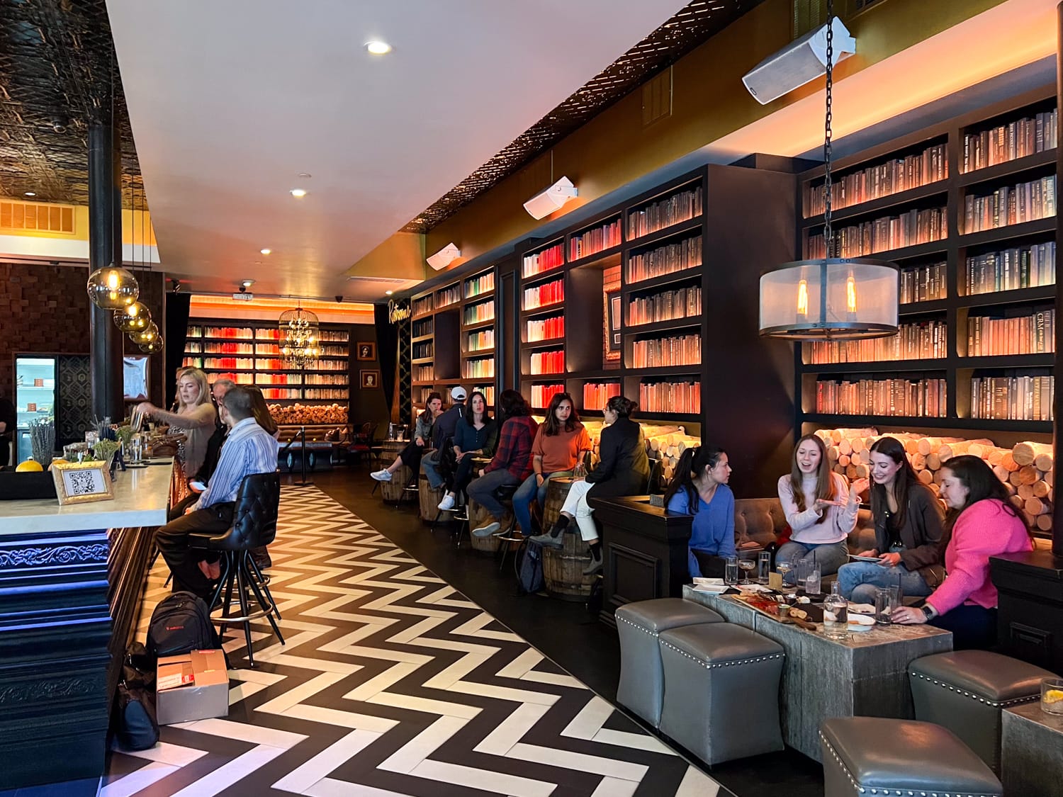 Novela, a literary bar in San Francisco