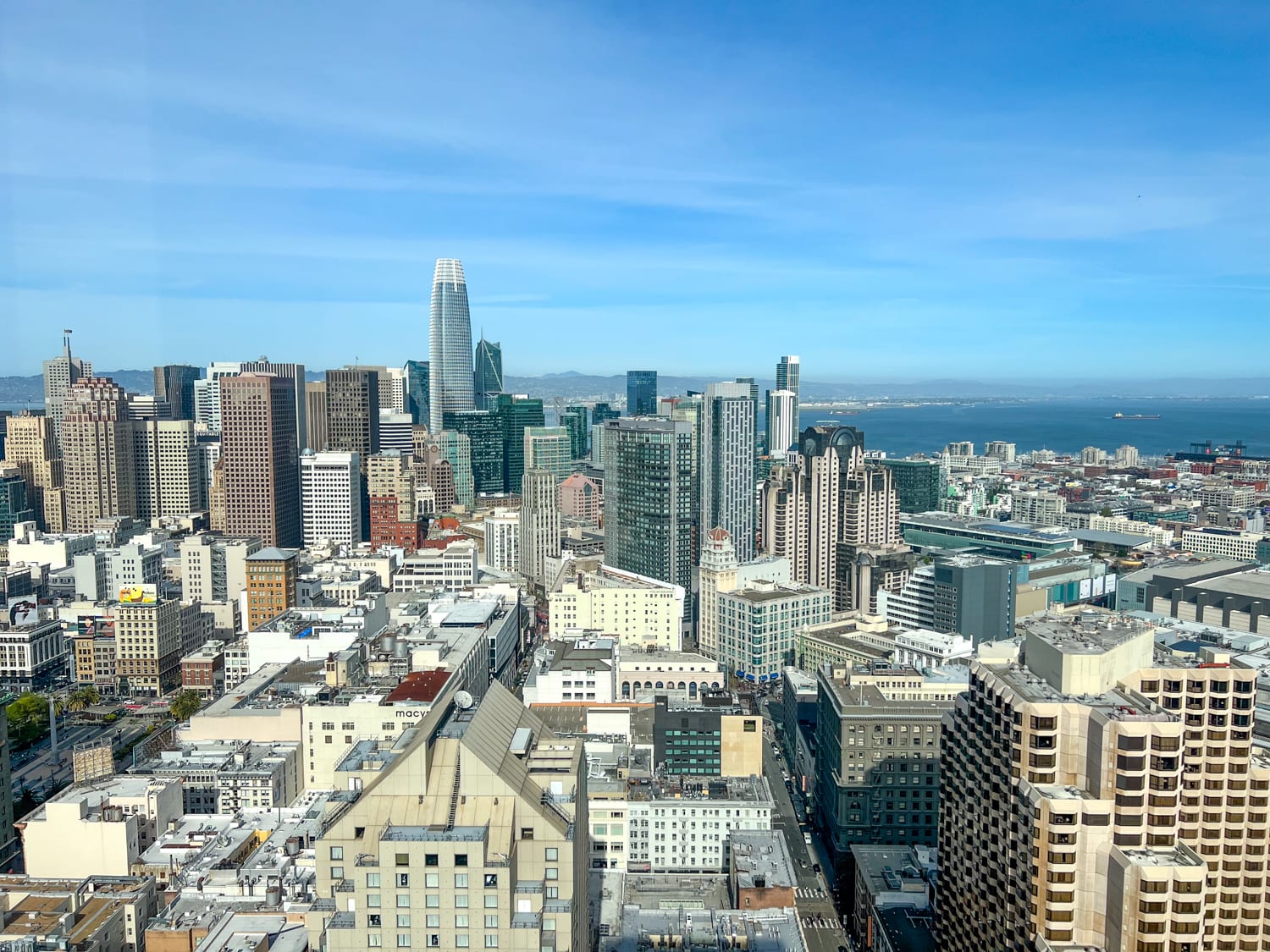 San Francisco skyline as seen from Cityscape bar