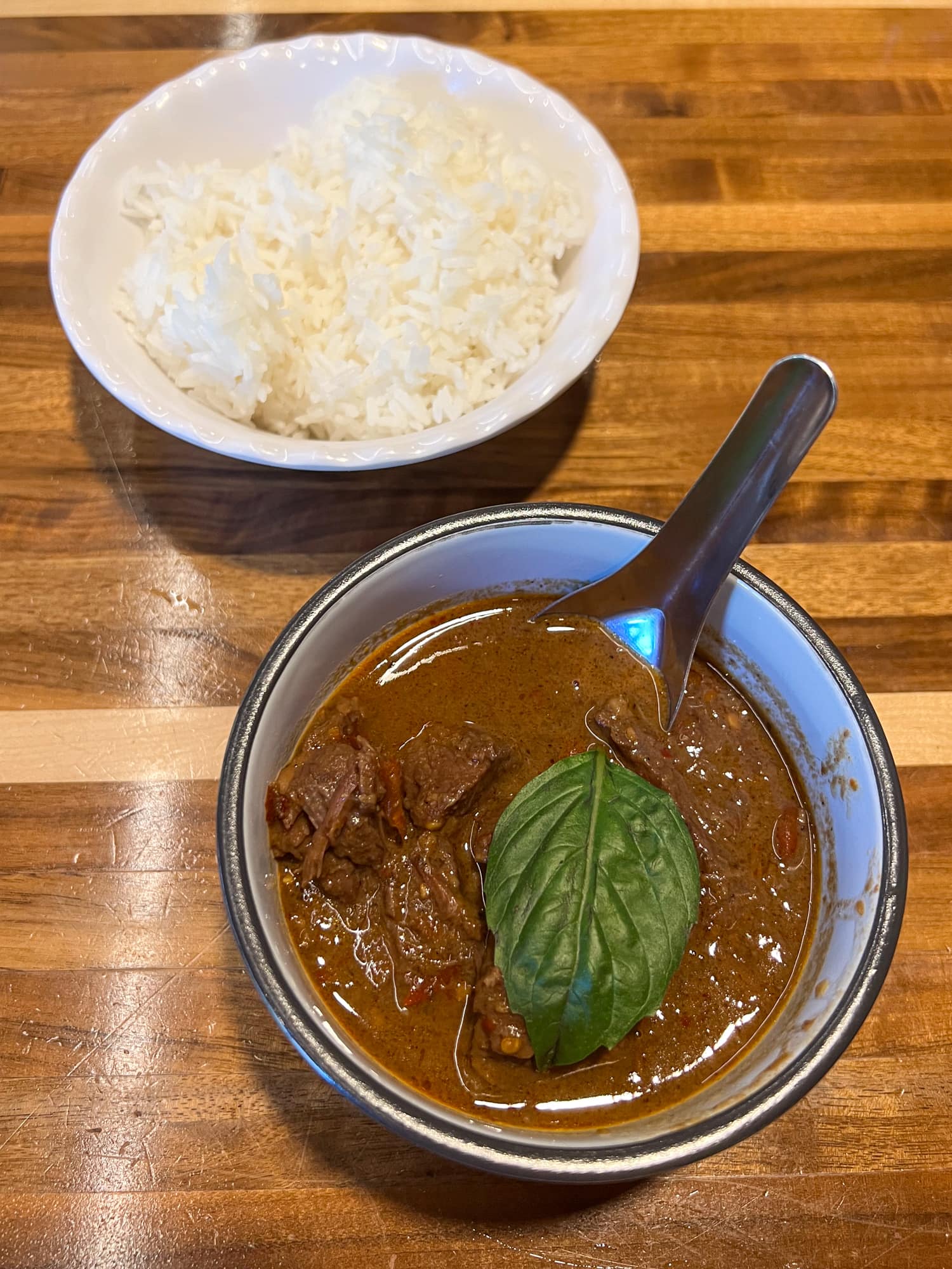 Curry and rice at Thai-Kun