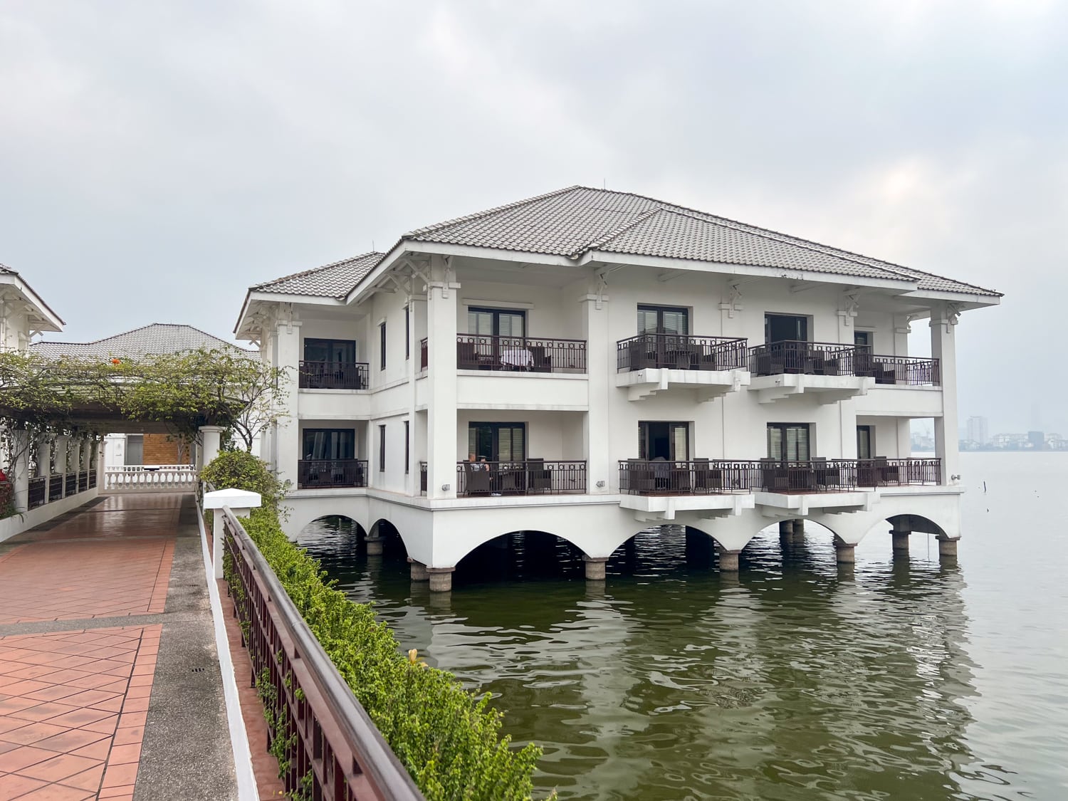 Rooms over the water at the InterContinental Hanoi Westlake