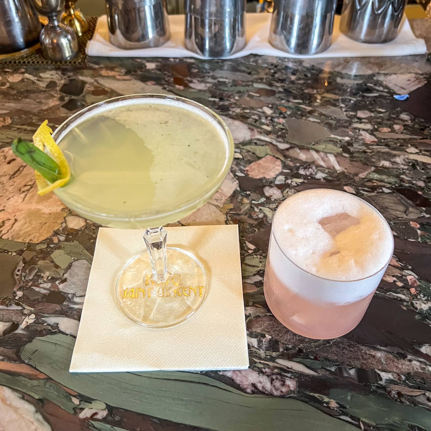 Birds of Paradise (left) and La Rosa Sour at Paradise Lounge in the Hotel St. Vincent