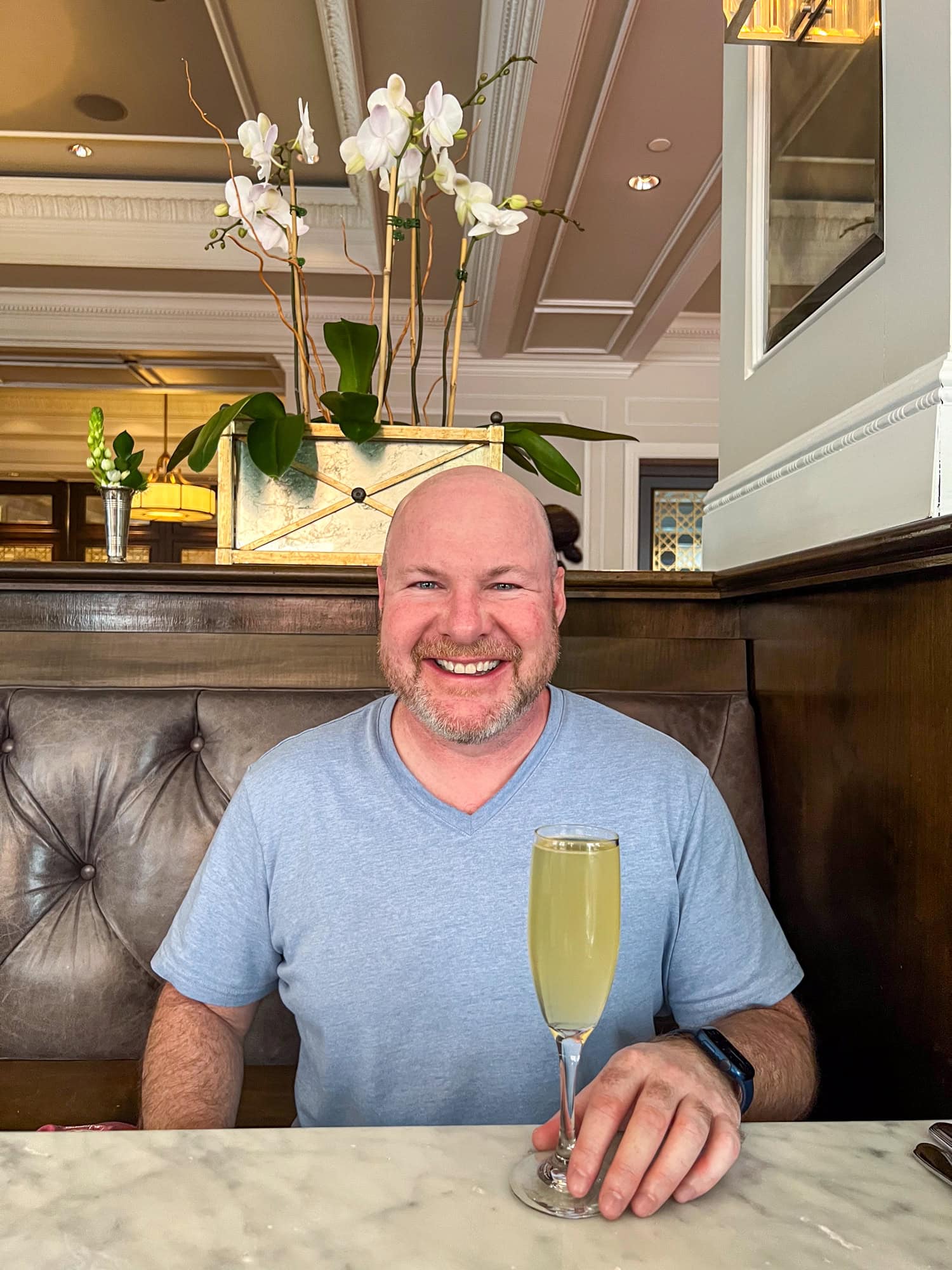 Dave with a 75-cent French 75 at Criollo Restaurant in the Hotel Monteleone (photo by Kelly Lemons).