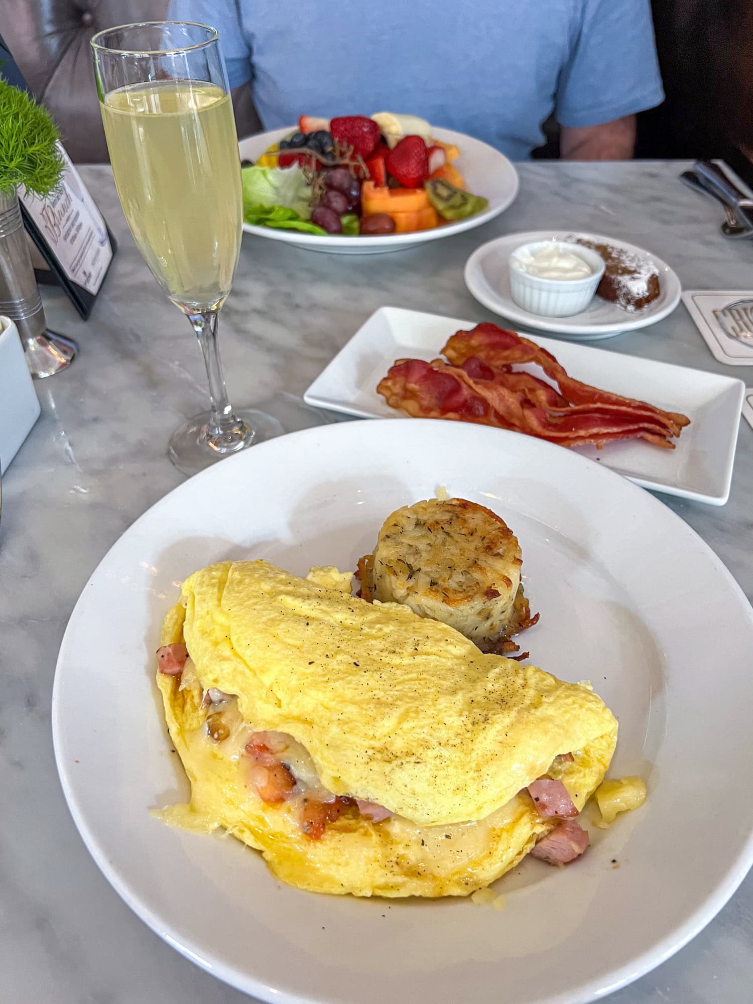Omelette with hash browns.