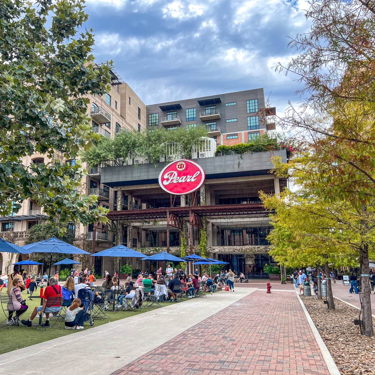 San Antonio hotel named second best in US by TripAdvisor, image size:1200x1200