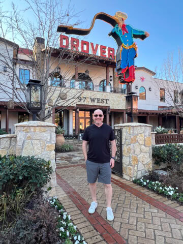 Hotel Drover: Luxe Lodging in the Fort Worth Stockyards