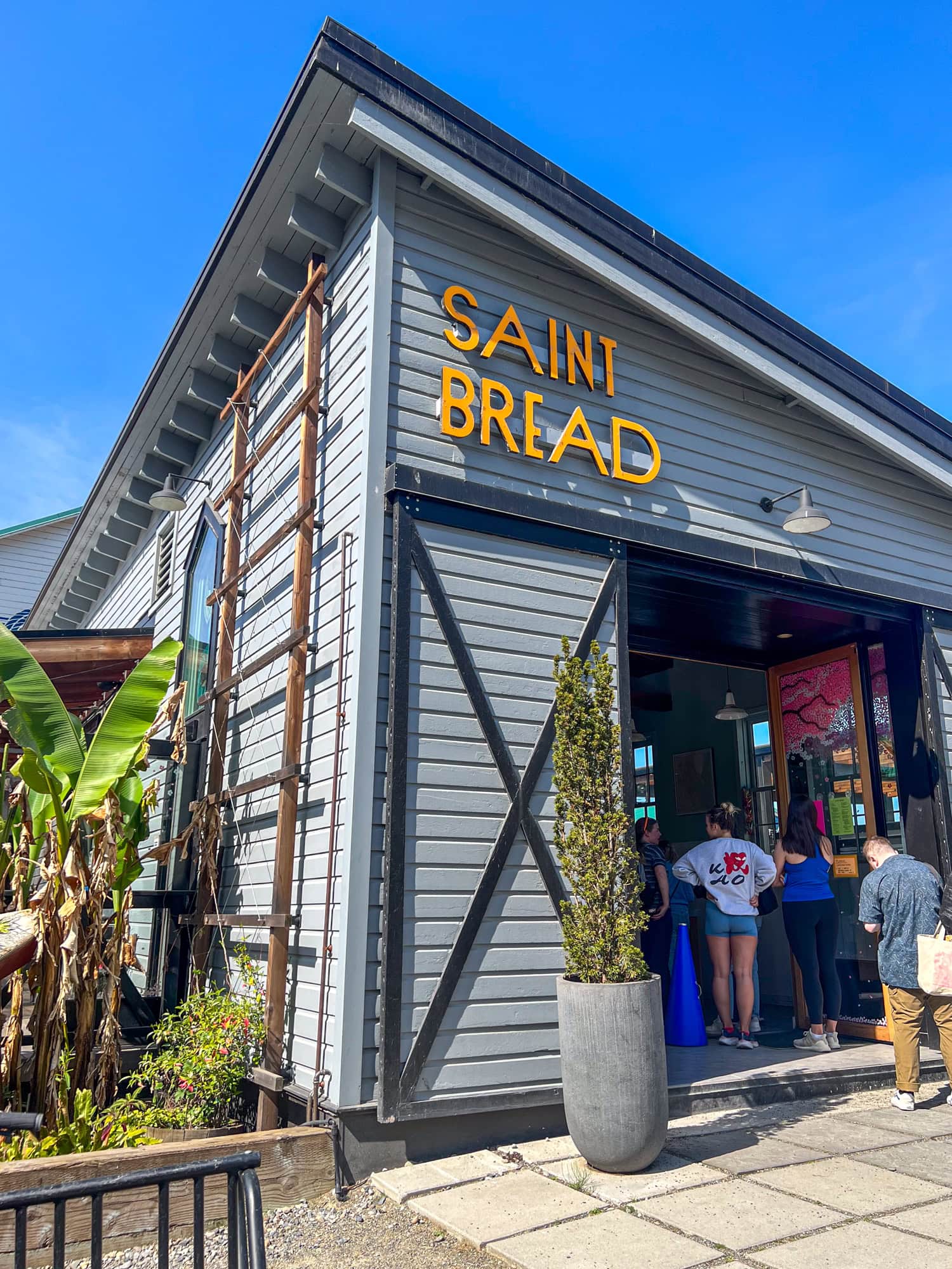 The line outside Saint Bread.