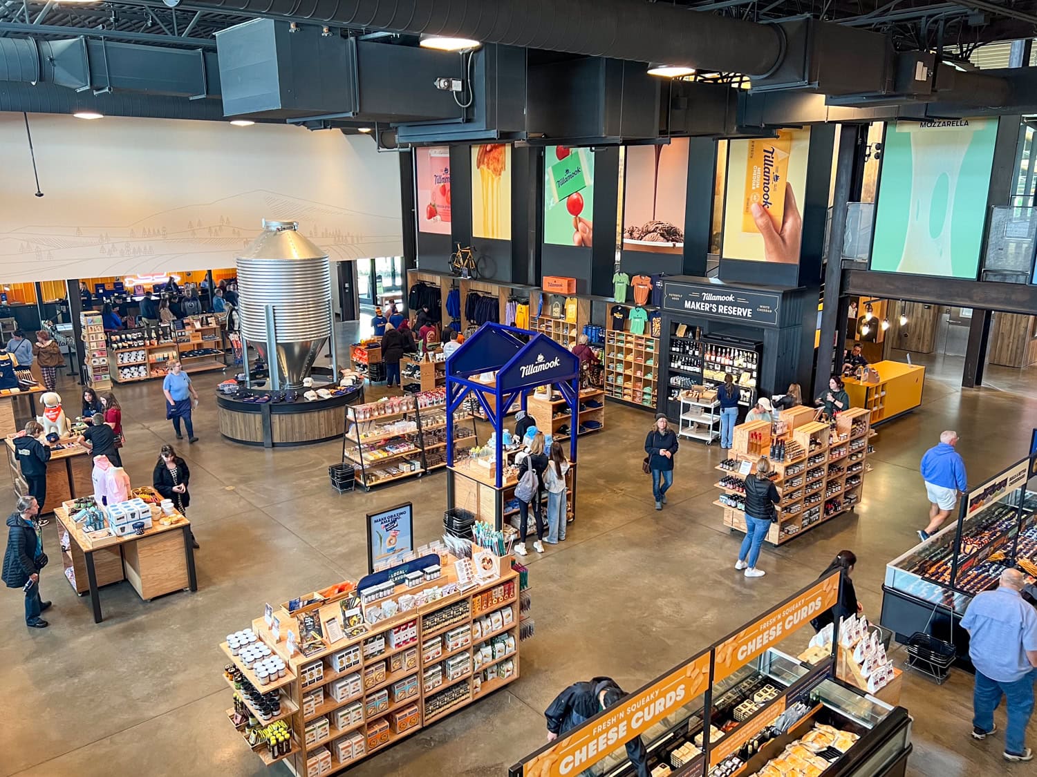 The market and gift shop at Tillamook Creamery.