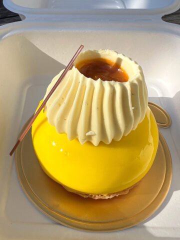 Coconut passion fruit petit gâteau.