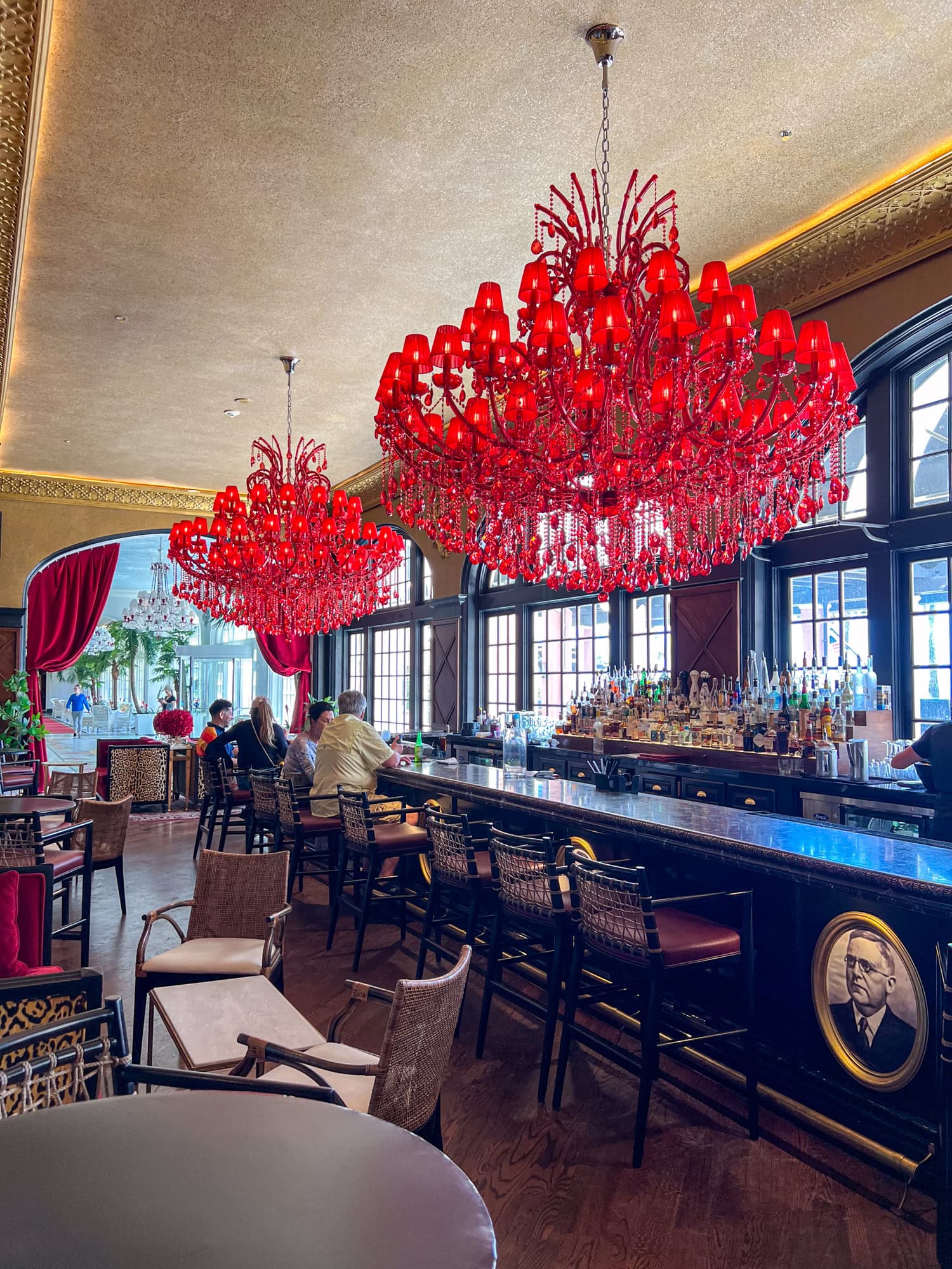 Founder's Bar Grand Galvez Hotel.