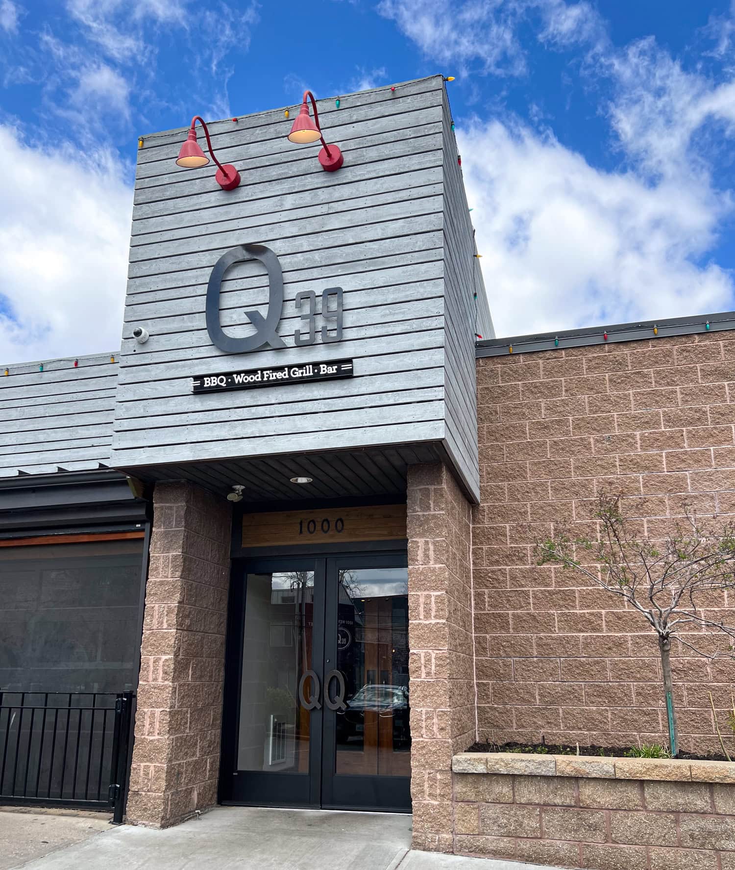 Entrance to Q39 BBQ.