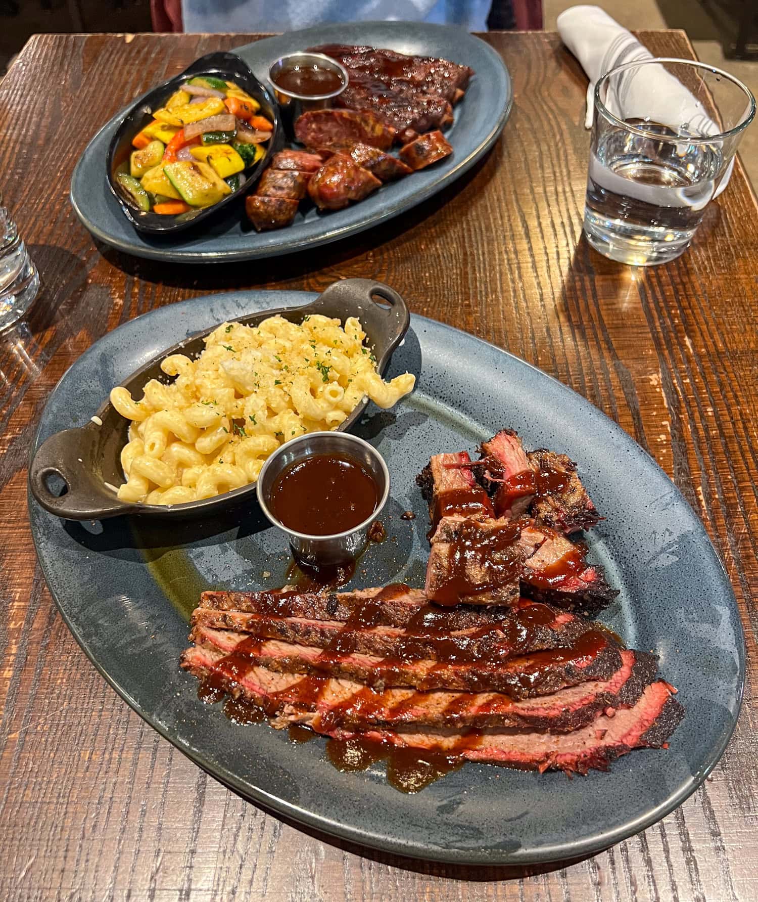 Q39's brisket with mac n cheese.
