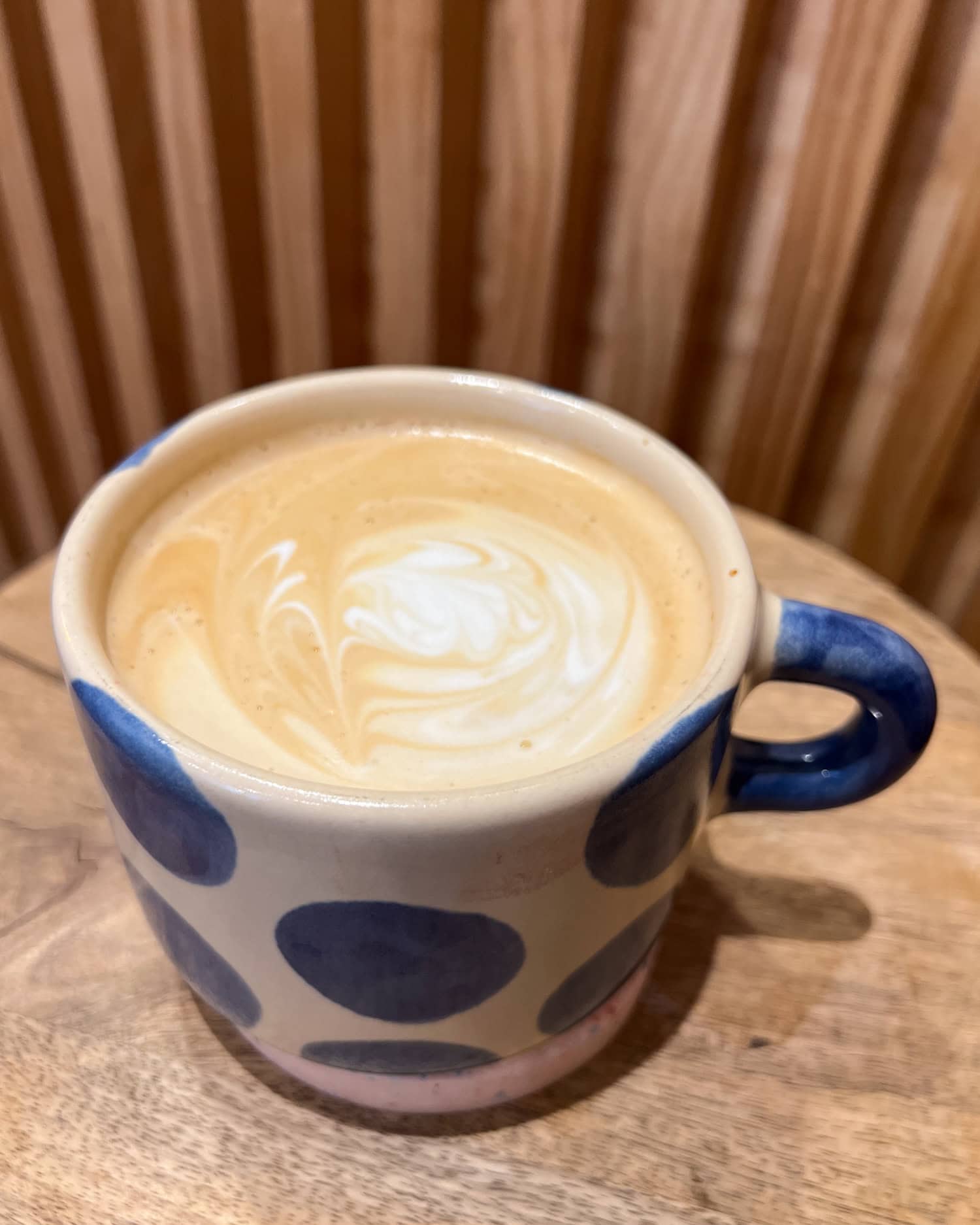 Pandan latte at Le Phin coffee shop